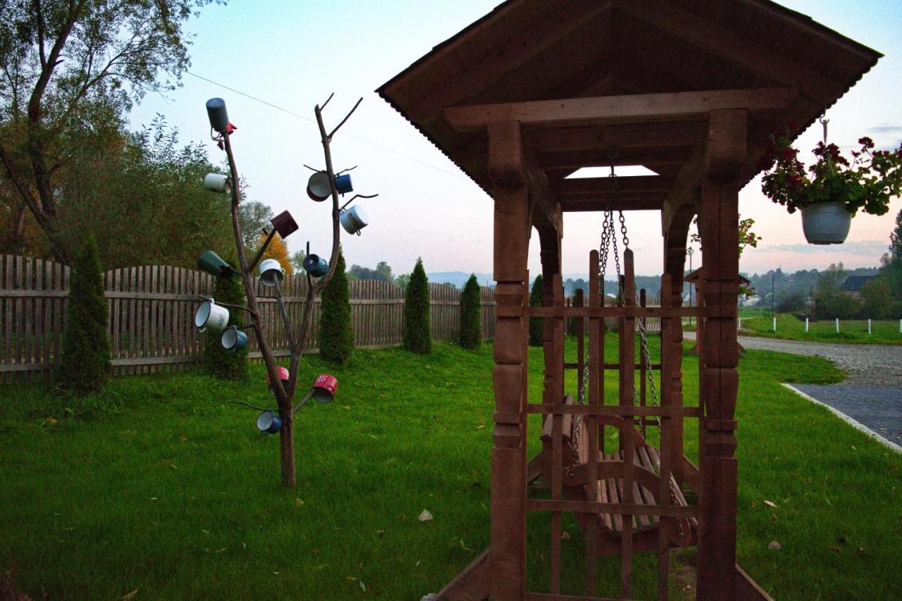Conacul Cosăului Hotel Feresti Exterior foto